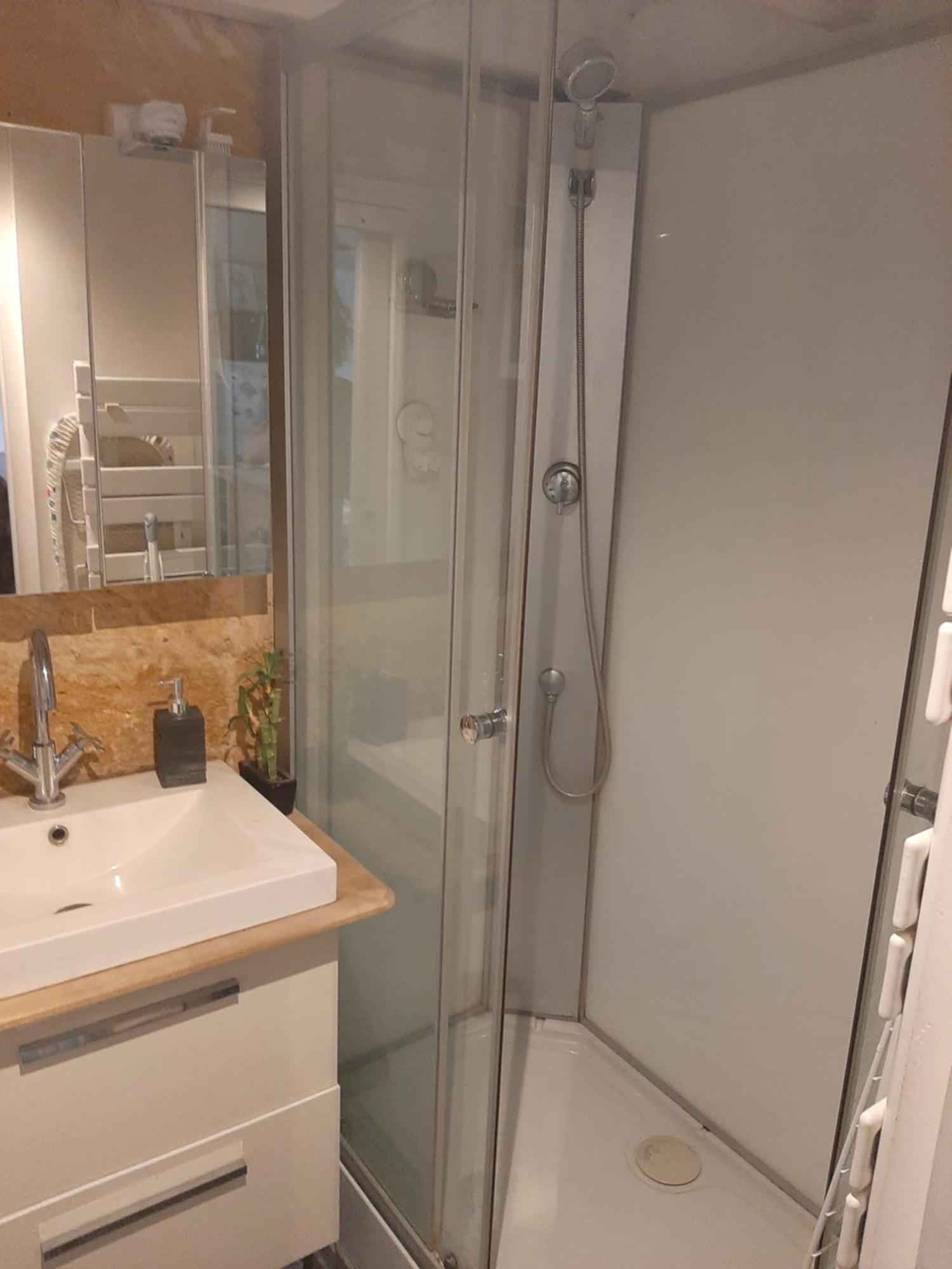 Appartement Avec Terrasse Centre Bordeaux Bagian luar foto